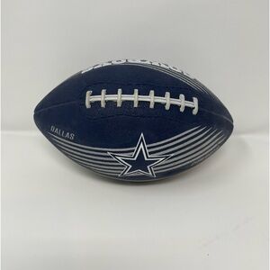 Dallas Cowboys NFL Rawlings Mini Junior Football HD Grip Collectible Star Ball